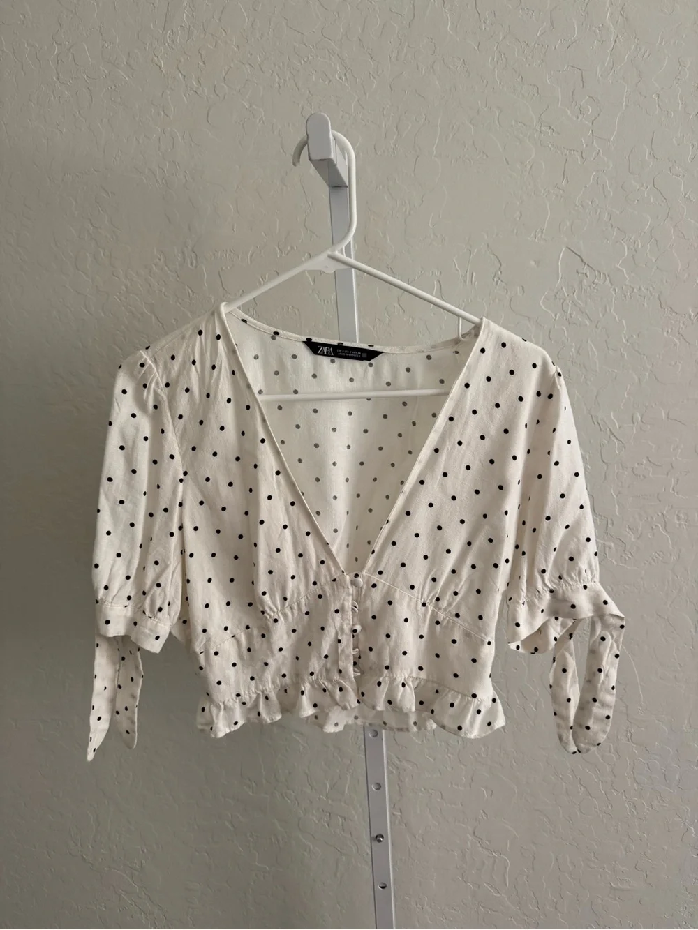 Zara Cream Polka Dot Tie-Sleeve V-Neck Crop Top